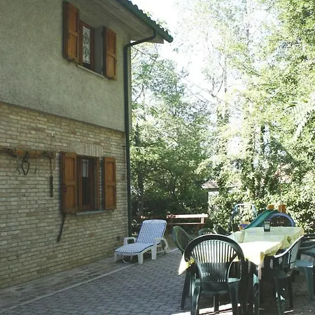 Holiday home Fiorenzuola Acacie, Montemaggiore *