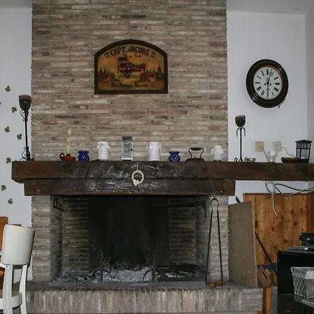 Casa vacanze In Fano With Pool & Adriatic Views Montemaggiore al Metauro